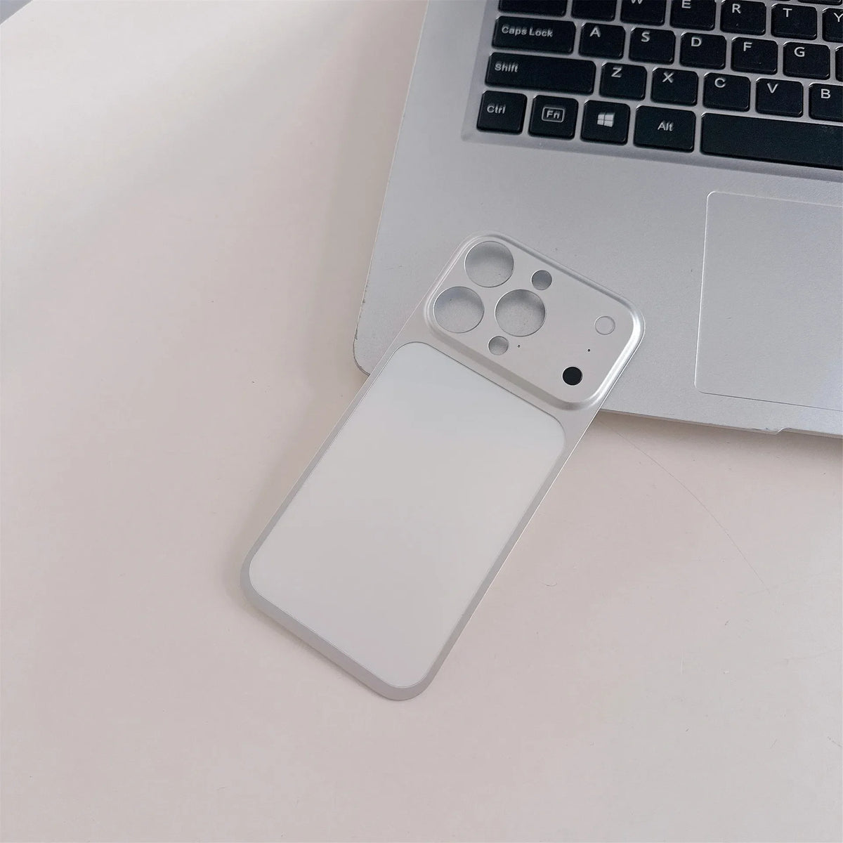 Aluminum Oneness Posterior Membrane for iPhone