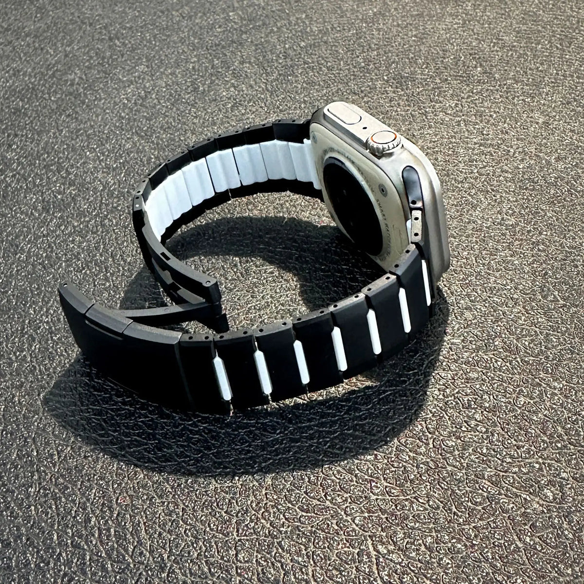 New Fluororubber Stainless Steel Watch Strap for Apple Watch S10/11