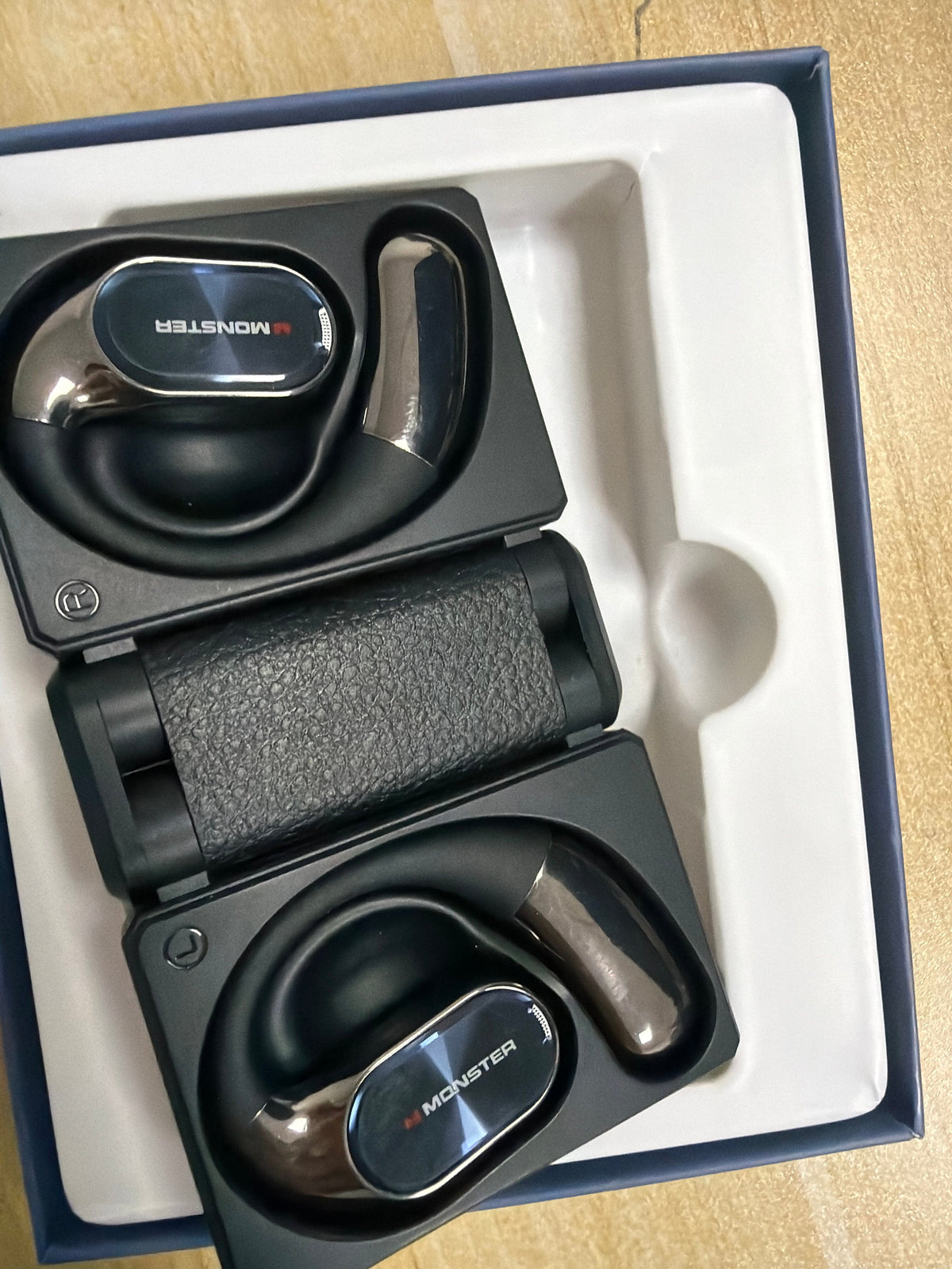 Monster OpenAC530 Double-Folding Open-Ear Wireless Earphones